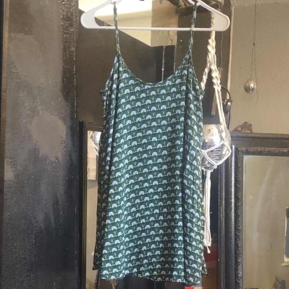 Lulu's Green and Blue Sleeveless Camisole